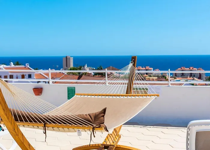 Отель Club Tenerife Лос Кристианос